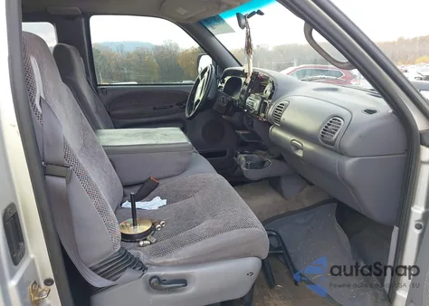 2001 Dodge Ram 1500 St из США, поврежденный, VIN 3B7HC13Y41G763685